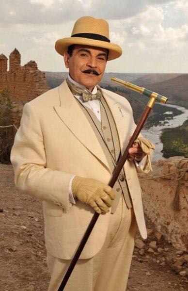 David Suchet natočil Poirotův poslední případ a v seriálu končí