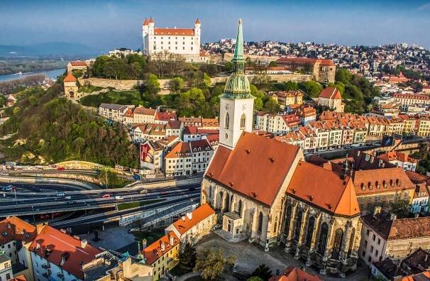 Objevte kouzlo Bratislavy. Od historie po modernu