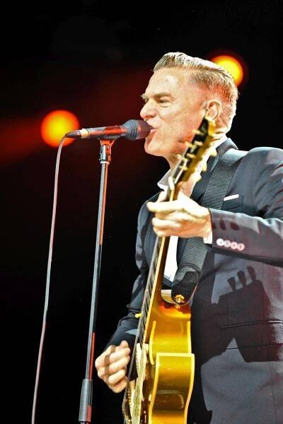 Bryan Adams v Praze připomněl své největší hity a přidal novinky