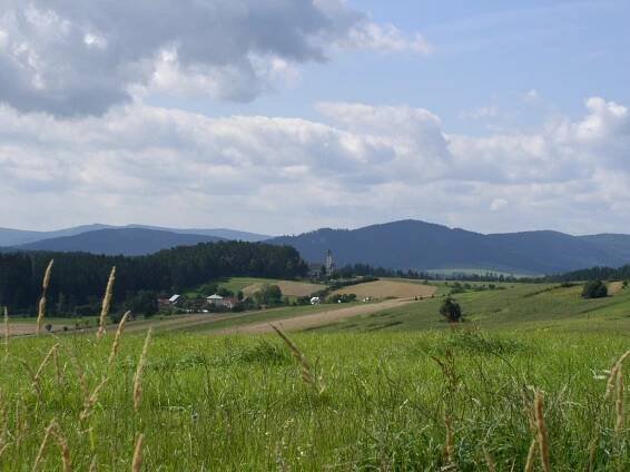 Lačnov - Vesnice