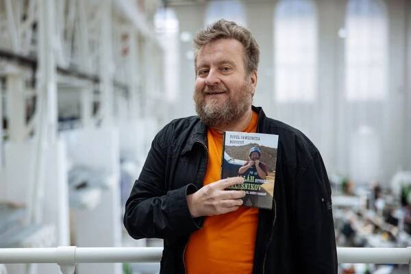 Podcast: Alláh stvořil kalašnikov, aby vás chytil za srdce a peněženku, říká reportér