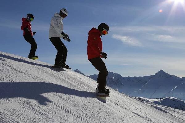 Top ski and snowboard rental Sportshop in Jerzens in Pitztal