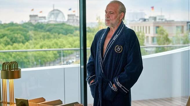 Wo wir sind, ist oben - Der hodenlose Holger - Z filmu - Jan-Gregor Kremp