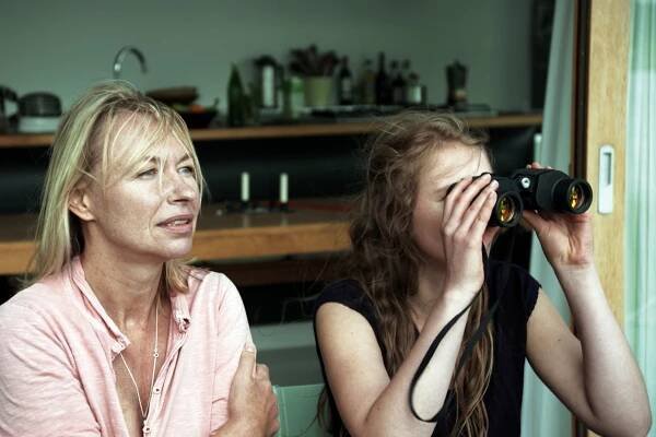 Jezero žen - Z filmu - Therese Hämer, Lea Draeger