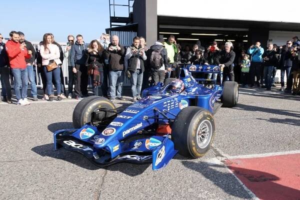 Videodotazník pro Tomáše Engeho: Formule znamenala adrenalin, táta byl proti