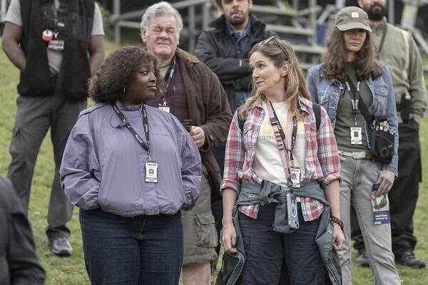 Franšíza - Scéna 113: Most - Z filmu - Lolly Adefope, Jessica Hynes
