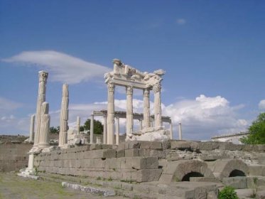 Private Pergamon Tour with Tour Guide - About Ephesus