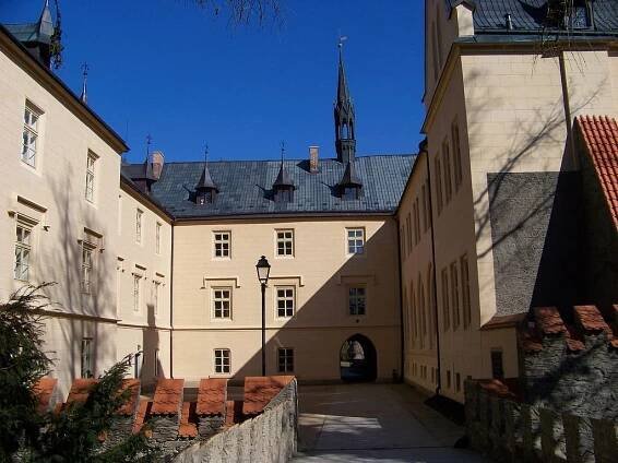 Category:Zruč nad Sázavou castle - Wikimedia Commons