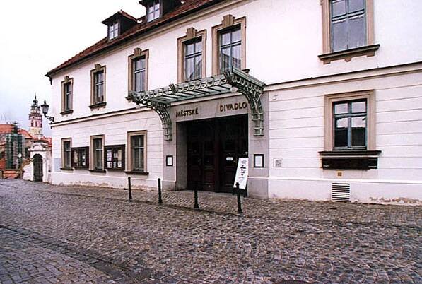 Český Krumlov vyměnil správní radu divadla, chystá audit hospodaření