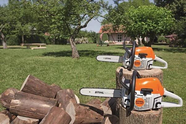 Motorová píla Stihl MS 251 a MS 231