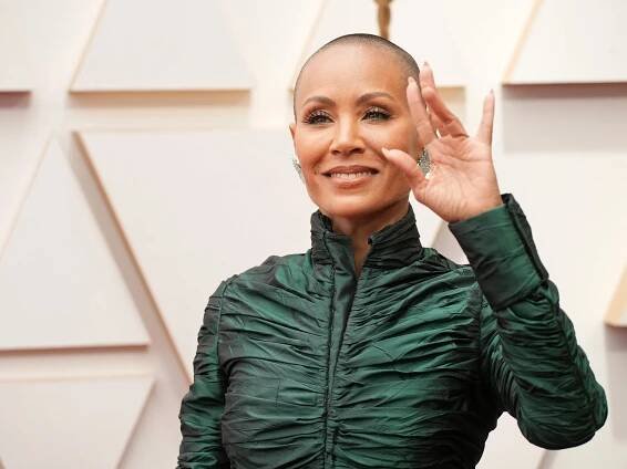 Jada Pinkett Smith Fashions Shaved Head to the 2022 Oscars — See Photos
