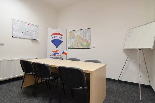 RE/MAX G8 Reality foto 5