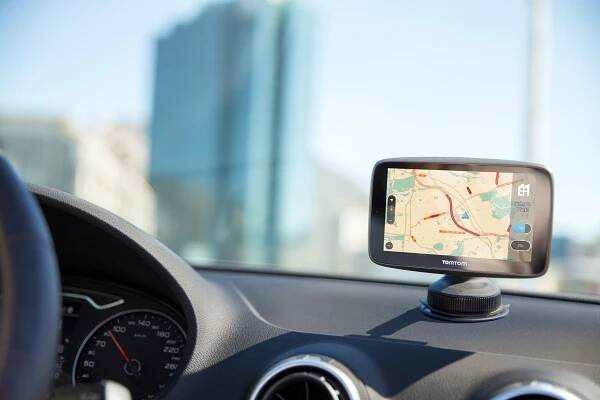Navigační systém GPS Tomtom GO NAVIGATOR 6 
