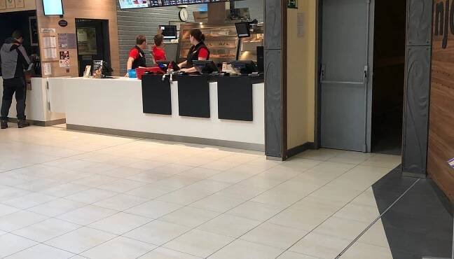 KFC LIBEREC NISA - Cheske mladezhe 456 - Restaurant Reviews & Photos - Tripadvisor