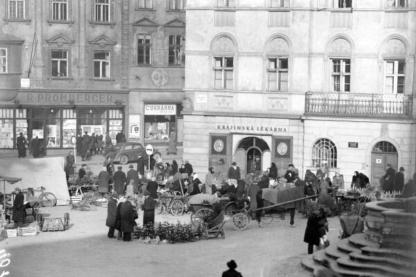Nejhorší Vánoce: prosinec 1944 přinášel zprávy o válce, popravách a potravinových lístcích