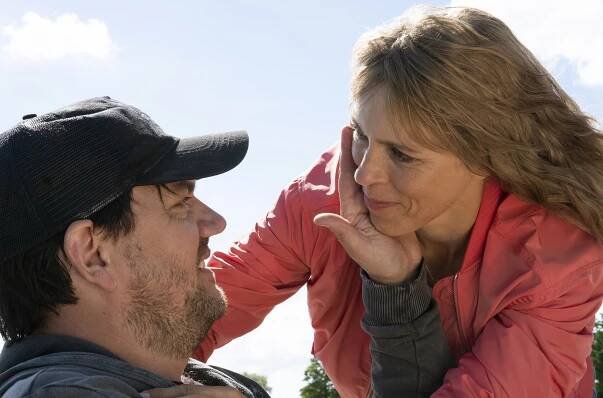 Volejte policii 110 - Dunkler Zwilling - Z filmu - Charly Hübner, Anneke Kim Sarnau