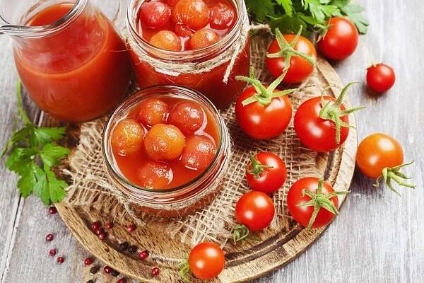 Konzervace rajčat vyřeší přebytky ze zahrady