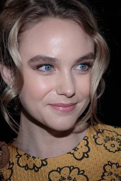 Joanna Vanderham - Wikipedia