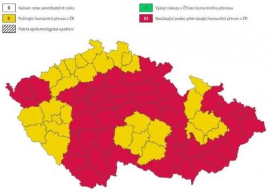 Česko na semaforu nákazy dál rudne, červená už je většina okresů i krajů! | TN.cz