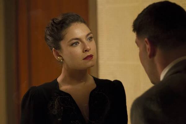 Alexa Davalos - Mob City - Reason to Kill a Man - Z filmu