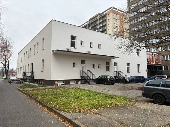 Pronájem kanceláře 28 m², U Studia, Ostrava - Zábřeh