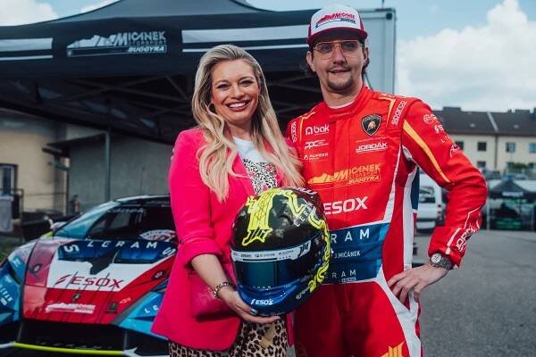 Jiří Mičánek kraloval Ústecké 21, fandila mu i Lucie Borhyová