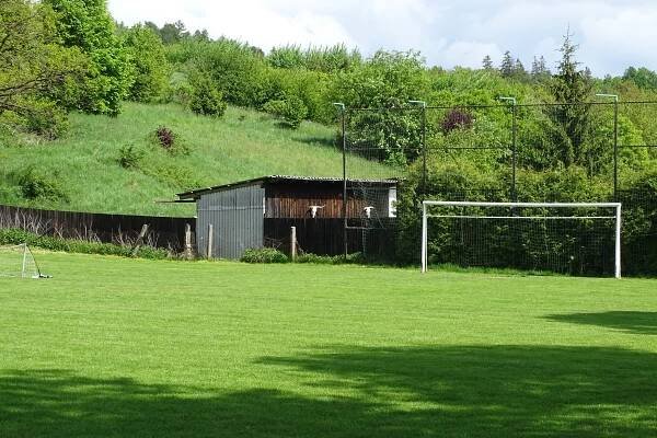 Soubor:Fotbalový stadion v Tatenicích.jpg – Wikipedie
