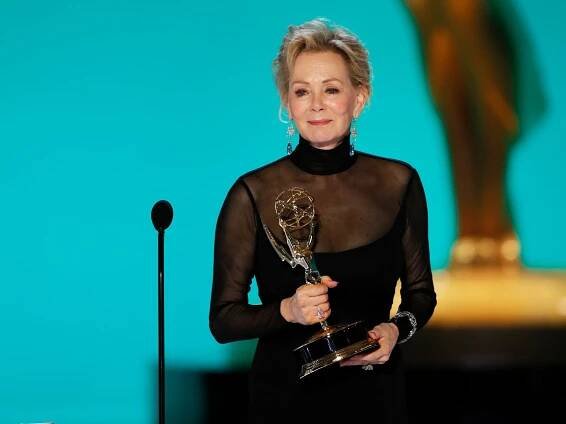 Jean Smart Wins Her Fourth Career Emmy for ‘Hacks’