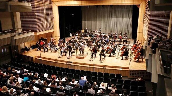 I Filharmonie slaví 800 let města. Připravila si hned několik premiér