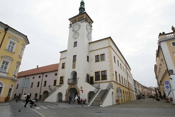 Konec dvojkolejnosti. Kroměříž ruší odbor kultury, jinde přitom funguje