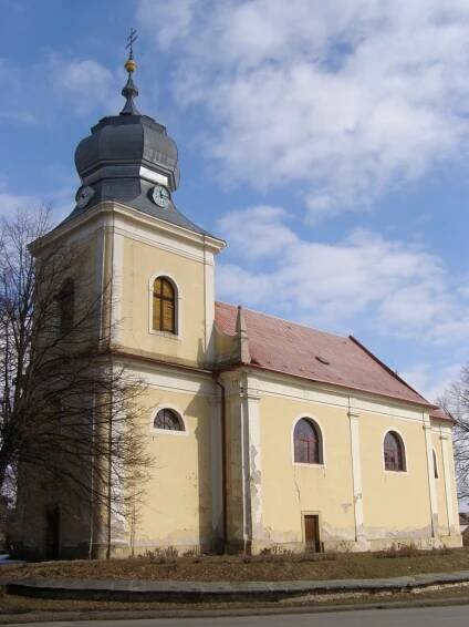 Běrunice - kostel Narození... - Kostel