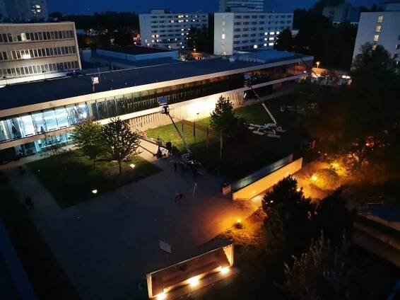 FOTOOCHUTNÁVKA: Pardubická univerzita si zahraje v novém sci-fi seriálu