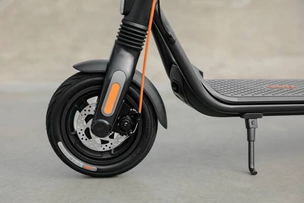 Ninebot by Segway KickScooter F2 Pro E