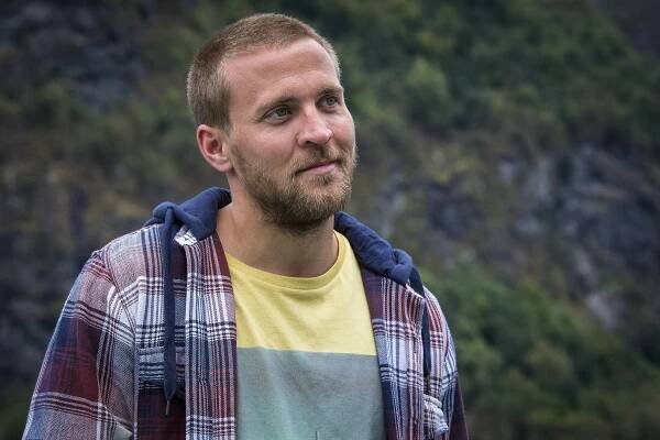 Bez poskvrny - Zmařený život - Z filmu - Tobias Santelmann