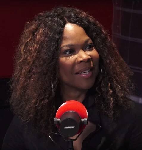 Angela Robinson (actress)