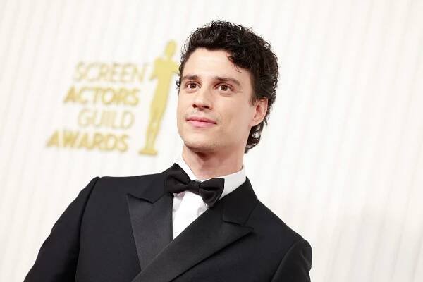 Best red carpet fashion at the 2023 SAG Awards