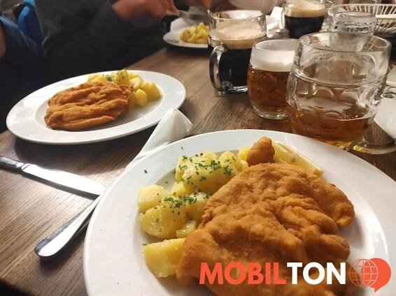 Lokál Hamburk - Karlín - Česká restaurace v karlín