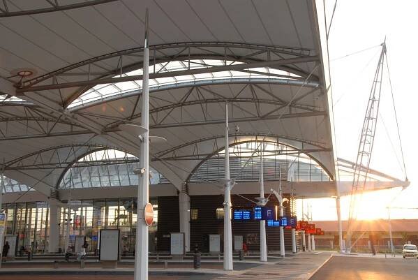 2_exterierhala-terminalu_Terminal-Hromadne-dopravy_1
