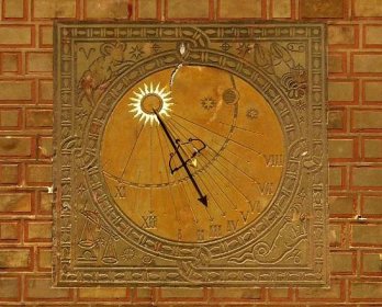 Sluneční čas – Wikipedie