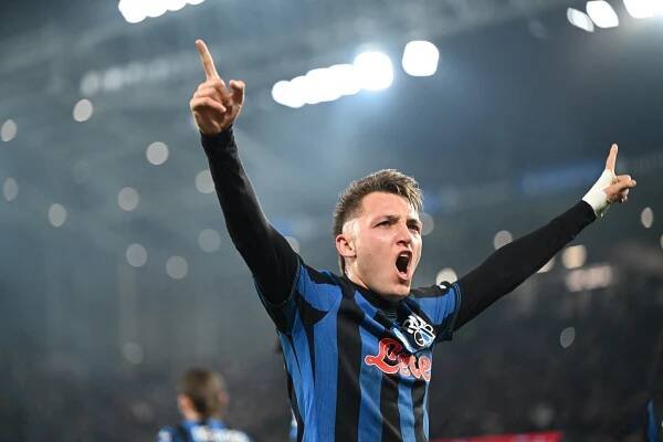 Nejlepší střelec Serie A se vzdá i Ligy mistrů. V Arábii dostane šestinásobek současné mzdy