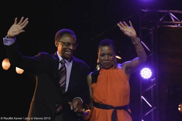Earth Wind & Fire - Jazz à Vienne 2012 - Zycopolis