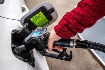Ceny pohonných hmot v Česku dále rostou, benzin již překročil čtyřicítku