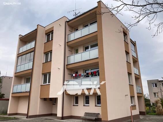 Prodej Byt 3+1, Okružní, Choltice