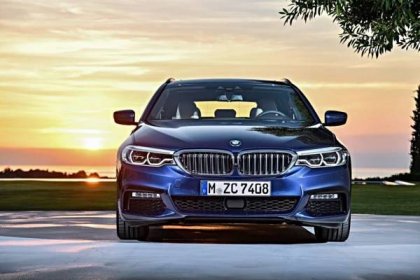 BMW na ženevském autosalonu: nová řada 5 Touring, modernizovaná řady 4 a speciální edice i8