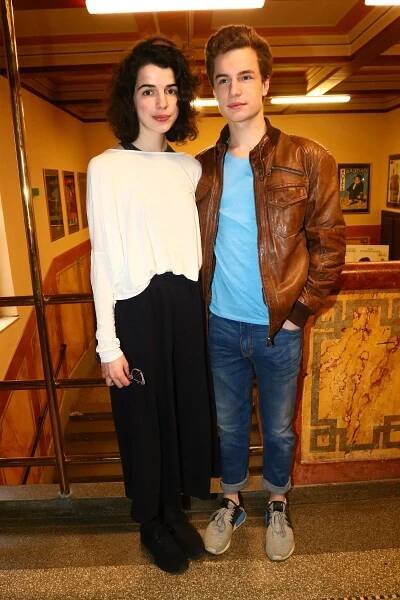 Syn předčasně zesnulého choreografa Hese podědil umělecké geny: Fešák Oskar musel ve filmu znovu prožívat smrt otce