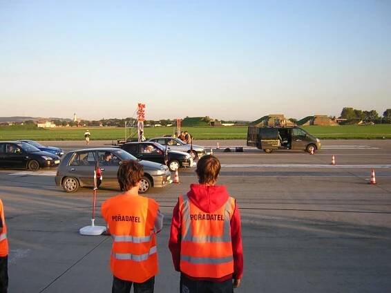 4.TUNING SHOW PŔEROV, Přerov-Bochoř-vojenské letiště - Fotky
