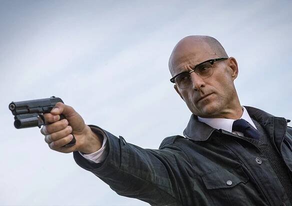 Bond 25: Mark Strong jako potenciální padouch/spojenec