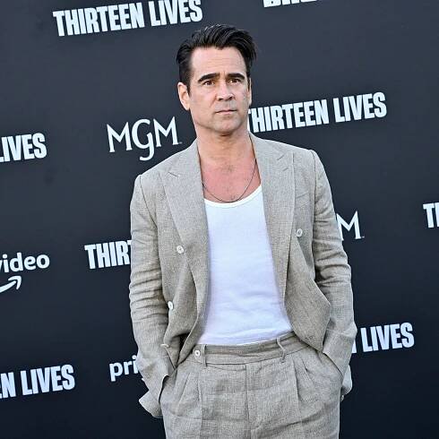 Colin Farrell's suit is Miami Vice on heat