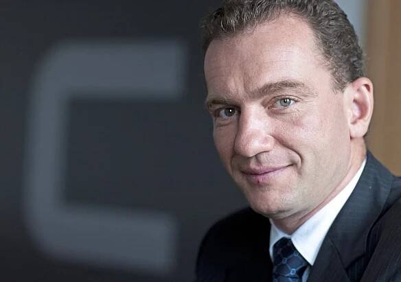 Drahoše asi podpoří další boháč, majitel skupiny Centropol