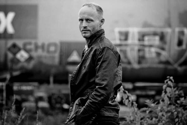 Florian Brückner › Agentur Lambsdorff